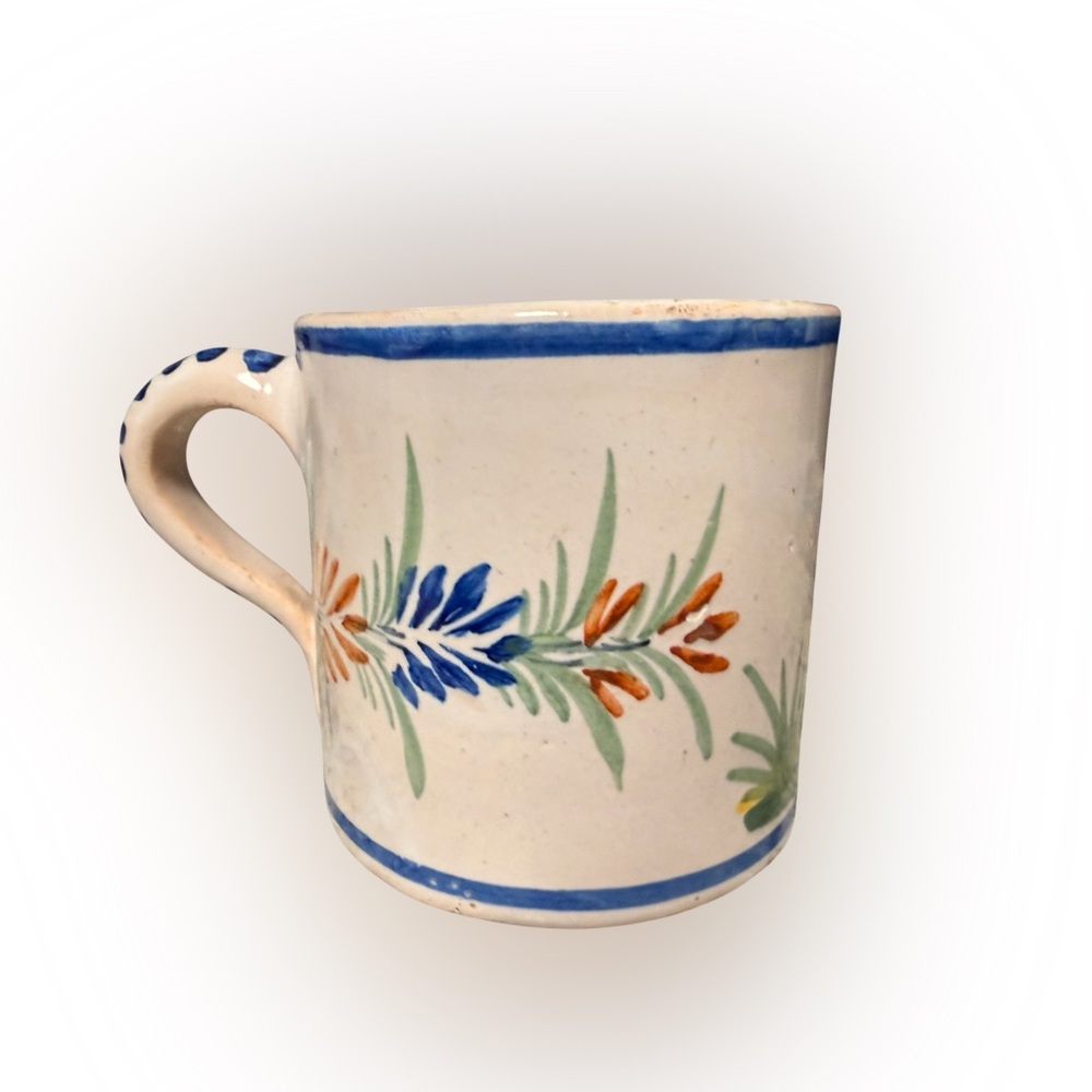 Vintage Henriot Quimper Hand Painted Faience Mug Breton Figure France - Picture 3 of 7